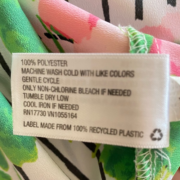 Floral Striped Blouse Tank Size Medium - Picture 10 of 11